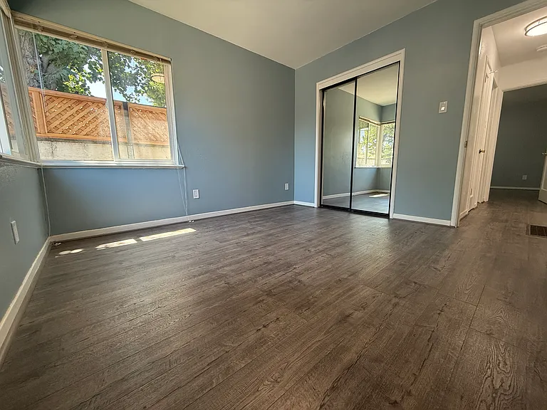 22593 Pearl Ave #1 — Photo 4