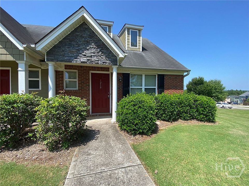 1st image of 218 Bridgewater Cir