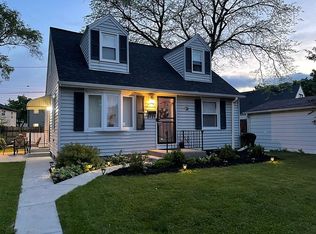 2127 W Neil Pl, Milwaukee, WI 53209