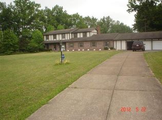 119 Country Pl, Grafton, OH 44044