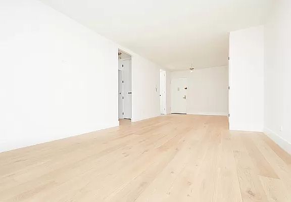 4th image of 345 E 80th St APT 11D