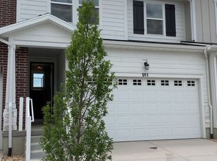 911 N Portman Way, Saratoga Springs, UT 84045