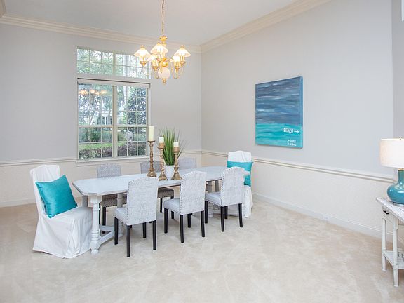 Formal dining room