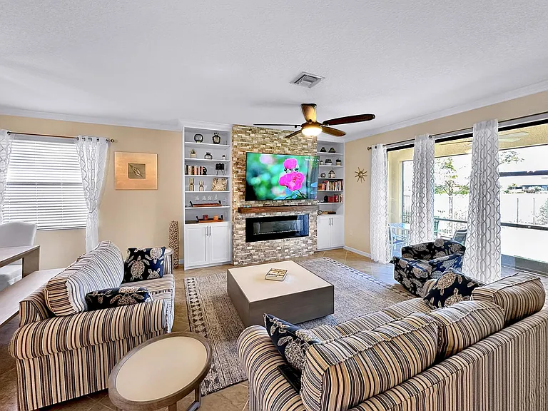 12948 Broomfield Ln — Photo 8