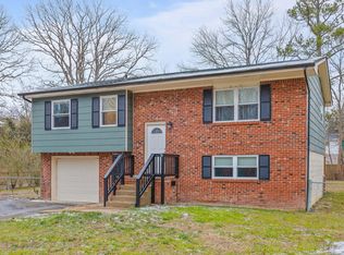 4072 W Freedom Cir, Ooltewah, TN 37363