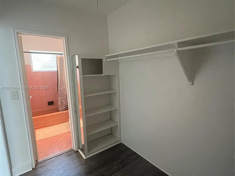 7720 Harding Ave #9 — Photo 21