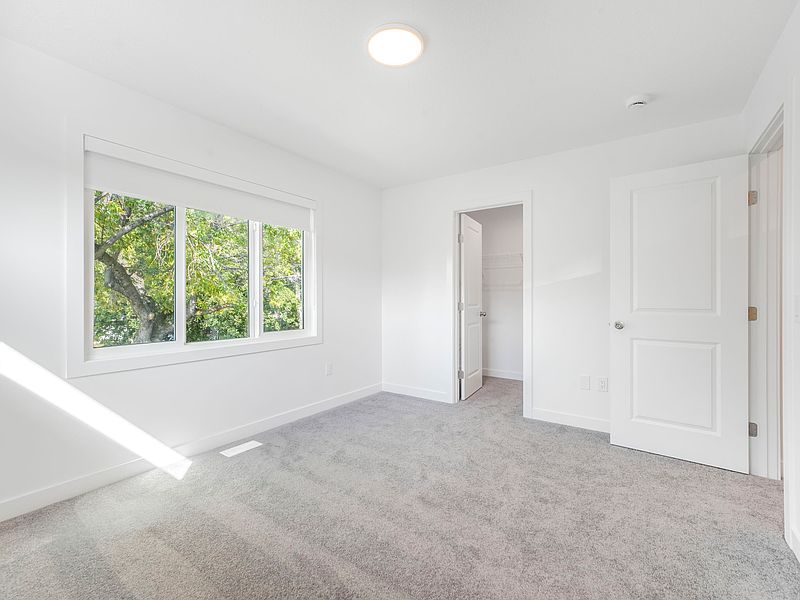 Edmonton Townhouse for rent - 3 Bedrooms — photo 26
