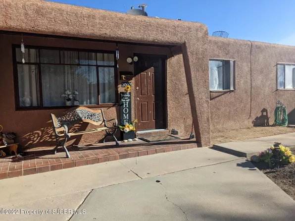 3002 Edgecliff Dr, Farmington, NM 87402