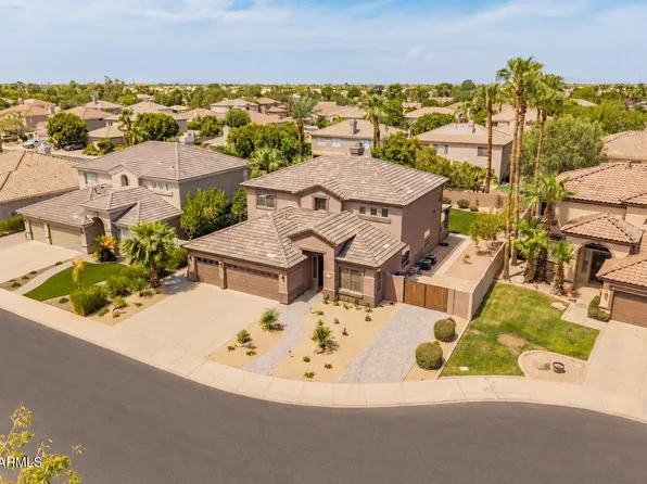 1550 E Saratoga Court, Gilbert, AZ 85296