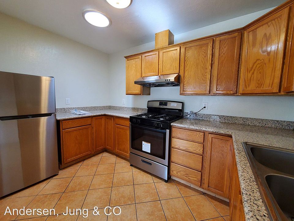 1st image of 998-1000 Sueirro St #998