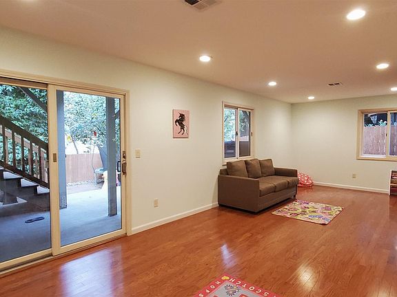 2nd image of 21906 El Coyote Dr