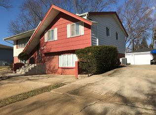 1422 Princeton Ln, Schaumburg, IL 60193