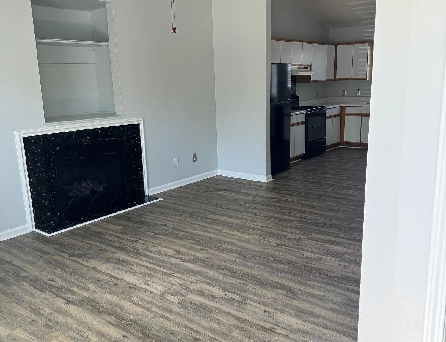 2 bed, 2.0 bath, $1,100 — Photo 2