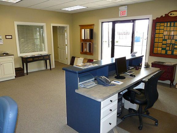 2nd image of 4020 Vincent Station Dr
