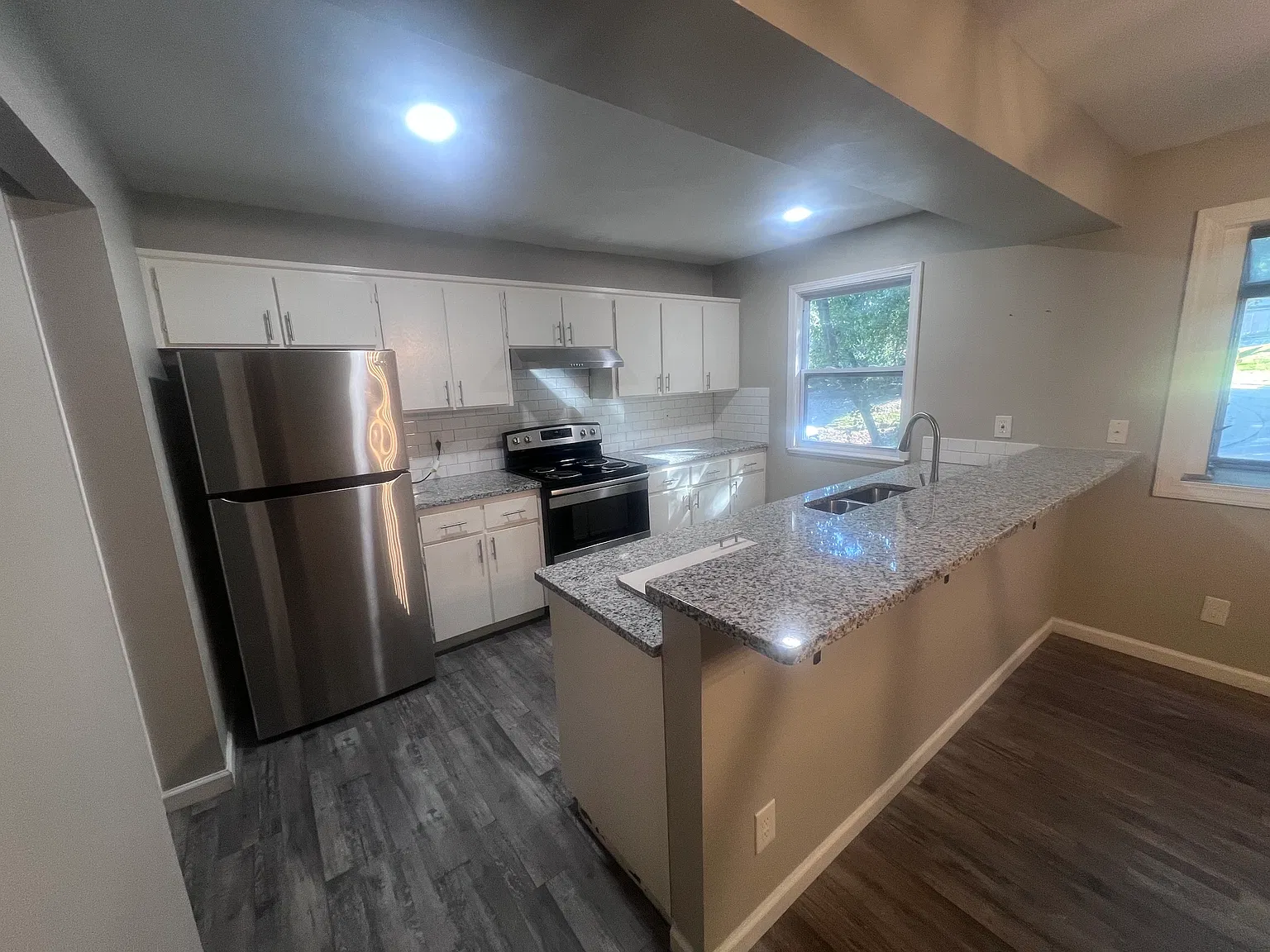 3 bed, 2.5 bath, 1457 sqft, $1,900 — Photo 4