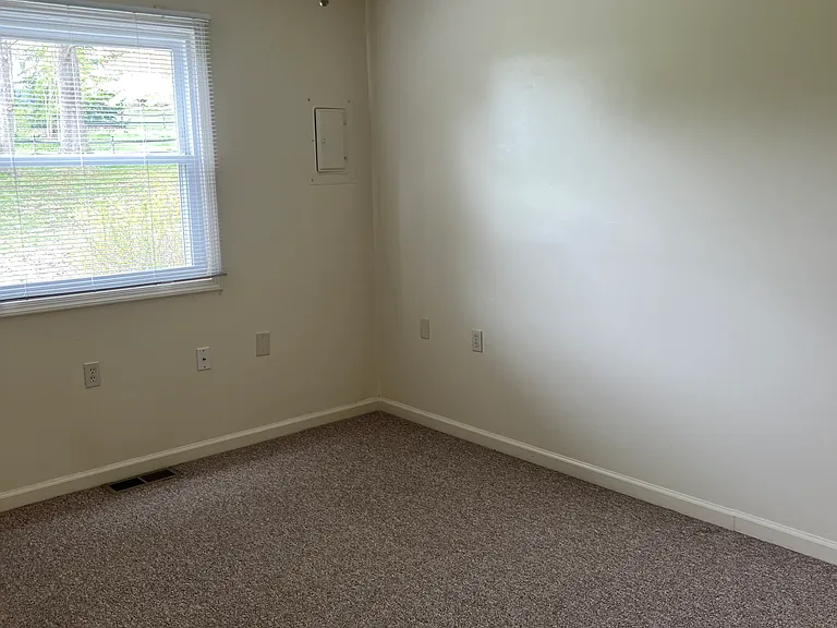 837 Tydings Rd #B — Photo 8