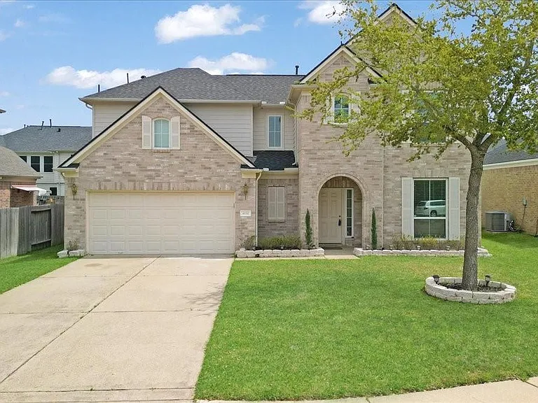 4810 Vintage Grove Ct — Photo 1