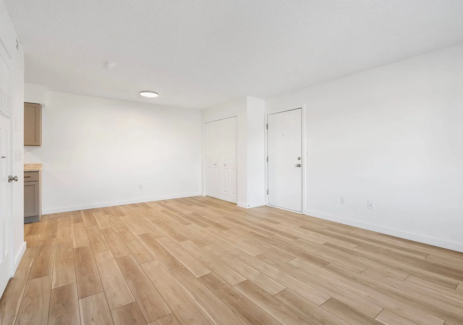 Southcreek Apartments — Photo 3