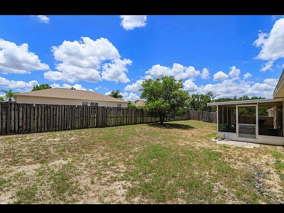 2nd image of 158 Cypress View Ln