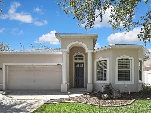 12119 Hunters Lake Dr, New Port Richey, FL 34654
