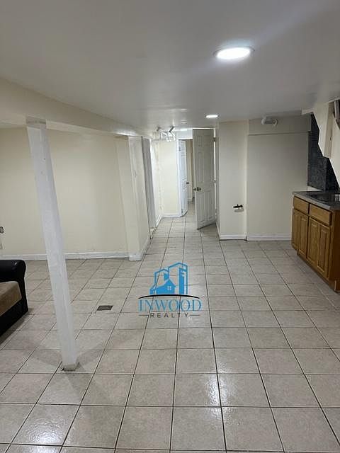 1st image of 315 Hawthorne Ave