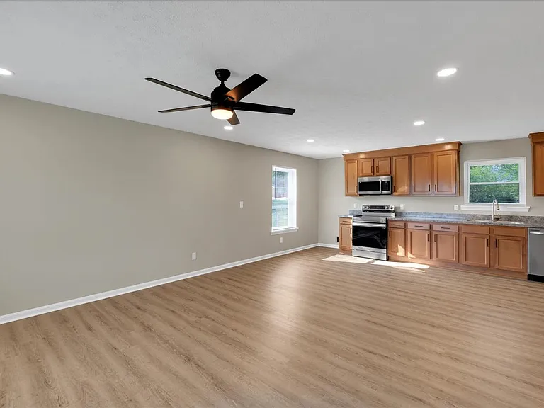 453 Flatlick Rd — Photo 8