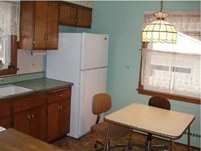 5th image of 886 Parkview Ln