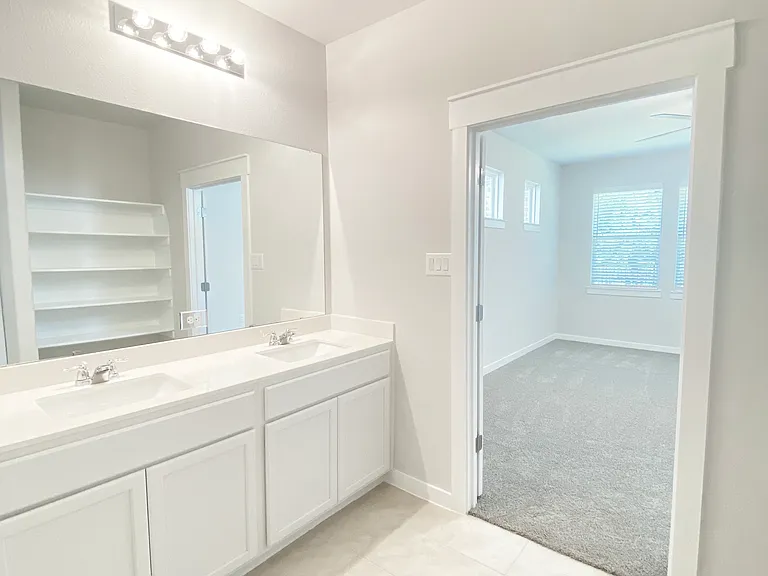 4011 Goldfinch Hvn — Photo 15
