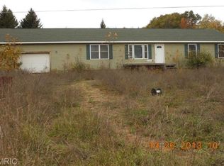 1920 E Mosherville Rd, Jonesville, MI 49250