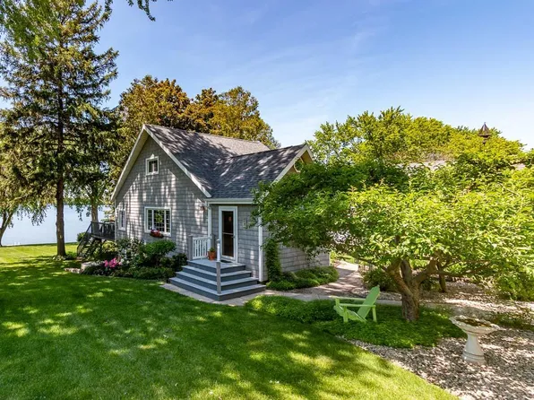 N4869 Lake DRIVE, Hustisford, WI 53034