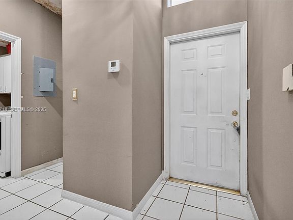 5th image of 1244 NW 171st Ave