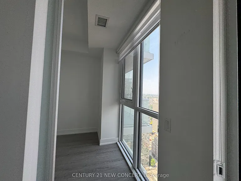 7 Grenville St #4605 — Photo 10