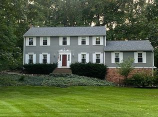 6207 Sundance Trl, Brighton, MI 48116