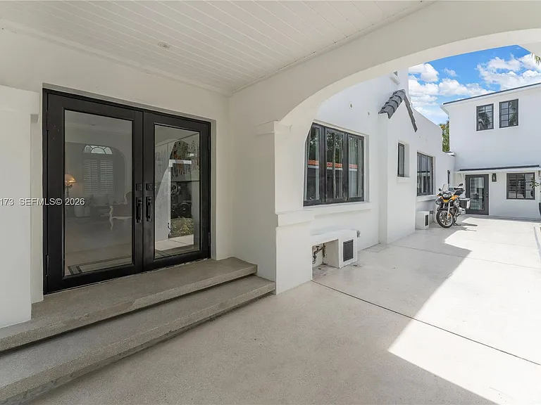 1826 Fairhaven Pl — Photo 4