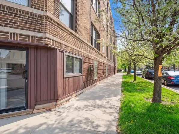 3035 N California Ave APT 1, Chicago, IL 60618