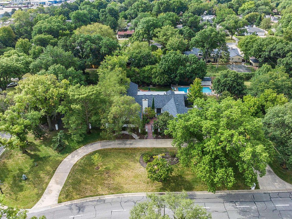 19 E Douglas Ave, Wichita, KS 67207 Zillow