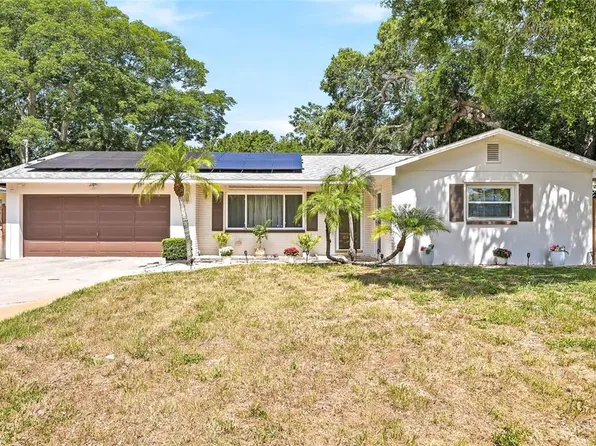 1318 S Hillcrest Ave, Clearwater, FL 33756
