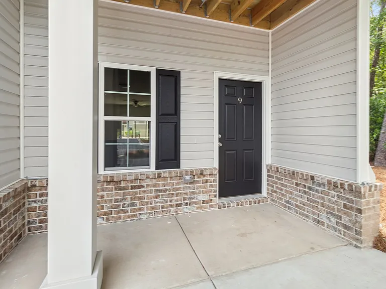 905 Olmstead Ave — Photo 81