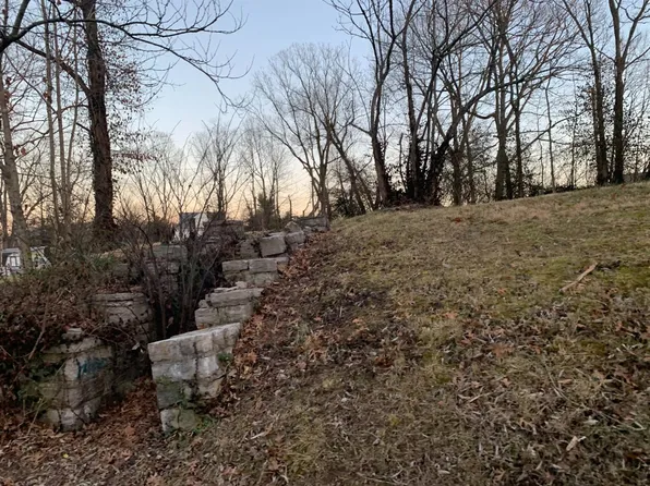 235 S Lexington Ave, Wilmore, KY 40390