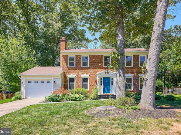 5631 Fort Corloran Dr, Burke, VA 22015