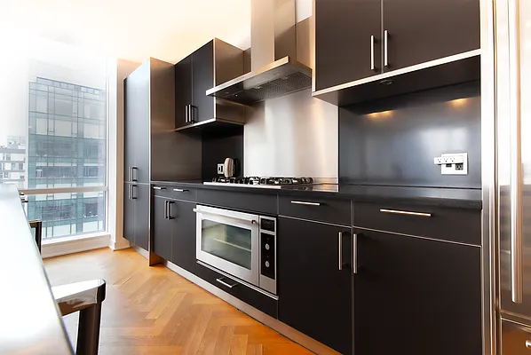 Sold by Camelot Realty Group | media 5