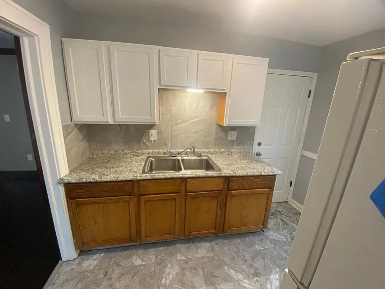 3304 Agnes Ave #DOWNSTAIRS — Photo 26