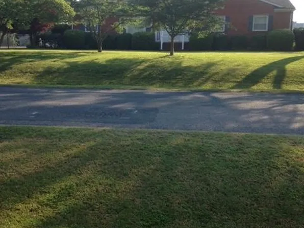 9336 Laurel Grove Rd, Mechanicsville, VA 23116