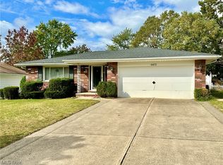6472 Brookhill Dr, Garfield Heights, OH 44125