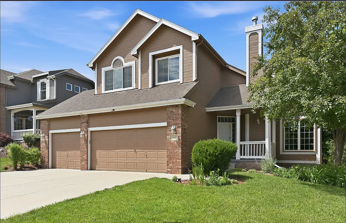 4 bed, 4.0 bath, 3011 sqft, $2,800 — Photo 2