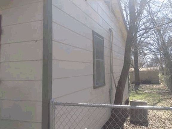5th image of 2325 W Sherman St