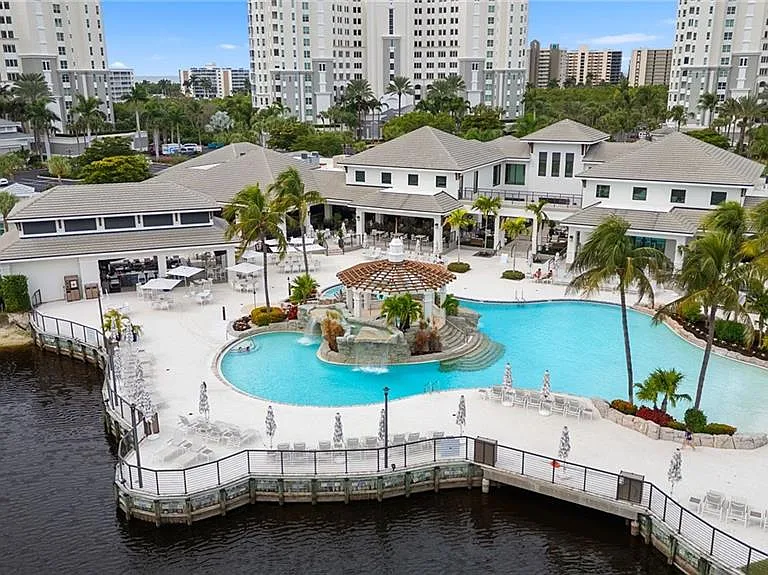 300 Dunes Blvd #107 — Photo 43