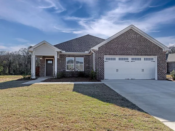 53 Ann James Dr, Millbrook, AL 36054
