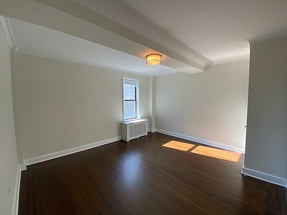 3rd image of 210 W 70th St APT 711