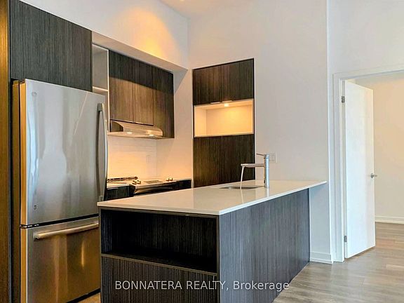 5th image of 2520 Eglinton Ave W #1801